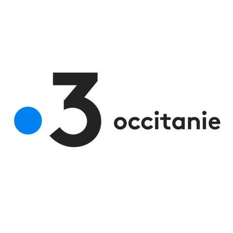 Nousaire's first EP : Cèu contains 4 titles : Amondaut, Vòli Pantaiar, L'Endevenidor and Fau Ben Que Te Digue. Each of these songs have their own peculiarity and influence. They are all sung in Provençal.